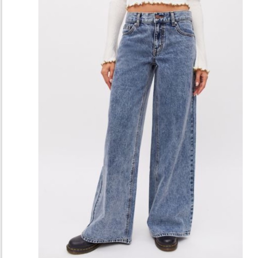 Urban Outfitters BDG low and wide jeans